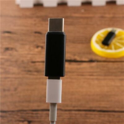 Siancs 8 Pin Feamle to Type-c Male Adapter USB C Cable Converter Charging Type c Connector Adapter for Xiaomi mi6 mi5 Huawei P9