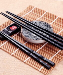 1Pair Hot High Quality Portable Sushi Chop Sticks Chinese Chopstick